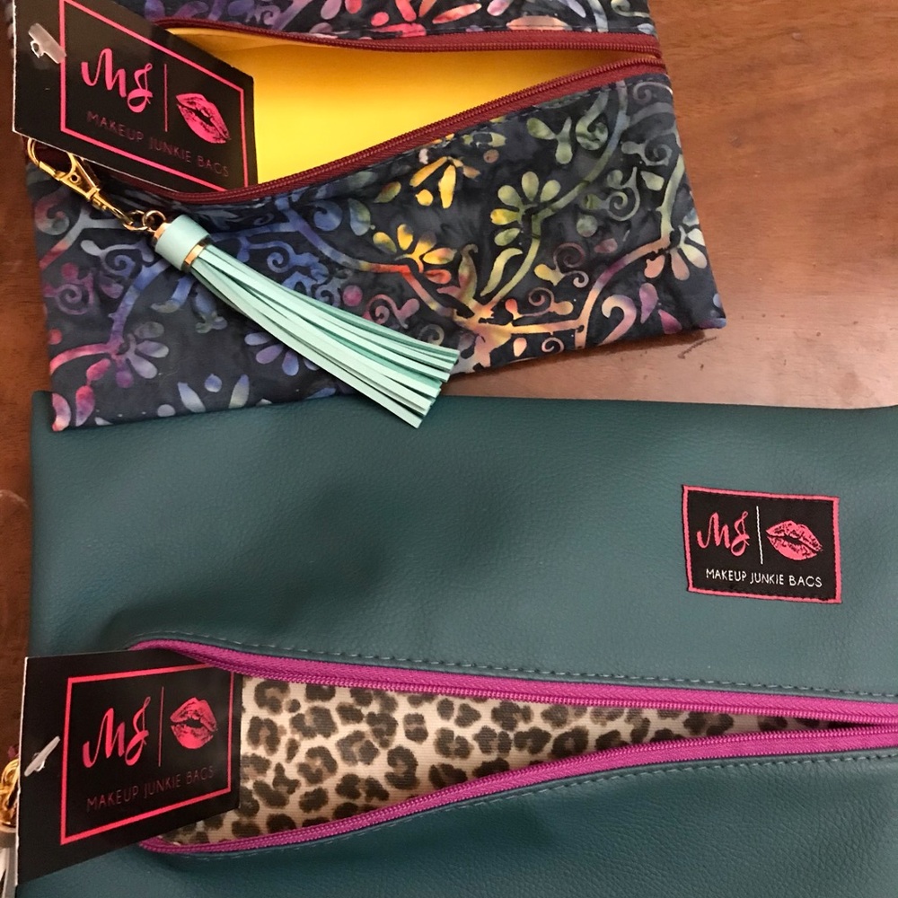 Set of 2 makeup junkie bags